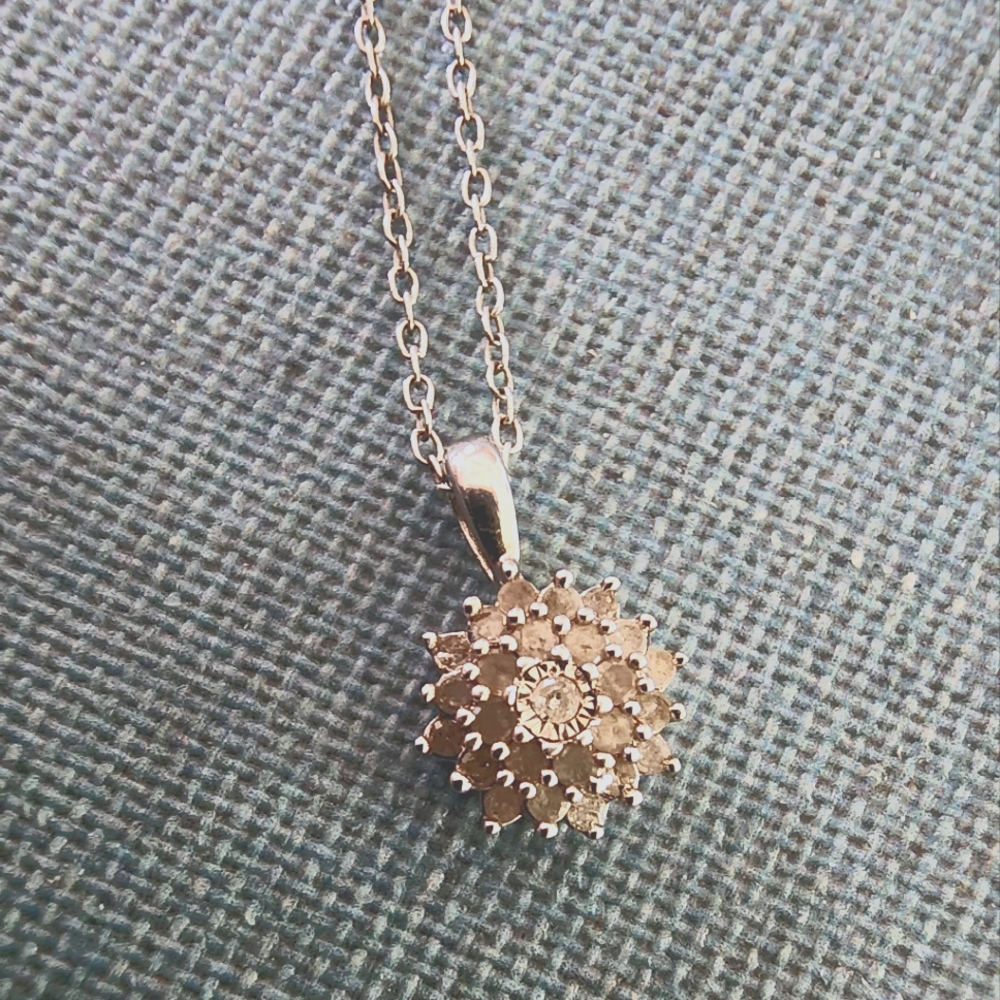 Diamond necklace .925 sterling silver sunburst  💛 real diamond cluster